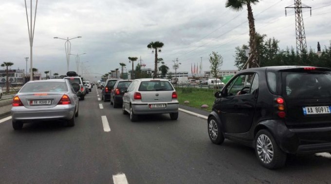 Qeveria, gati planin 4 vjecar te transportit